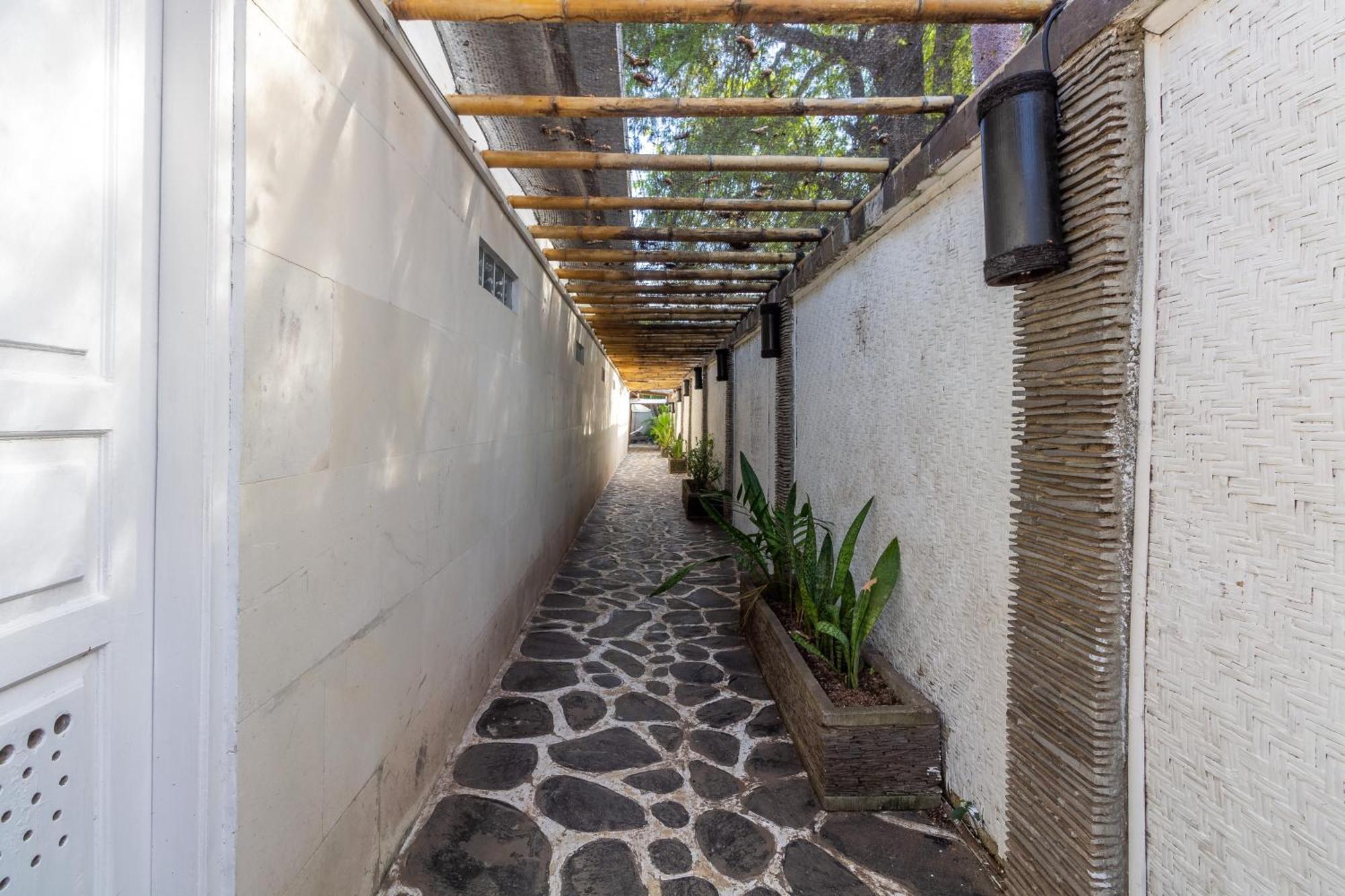 Scallywags Mango Retreat Gili Air Exterior photo