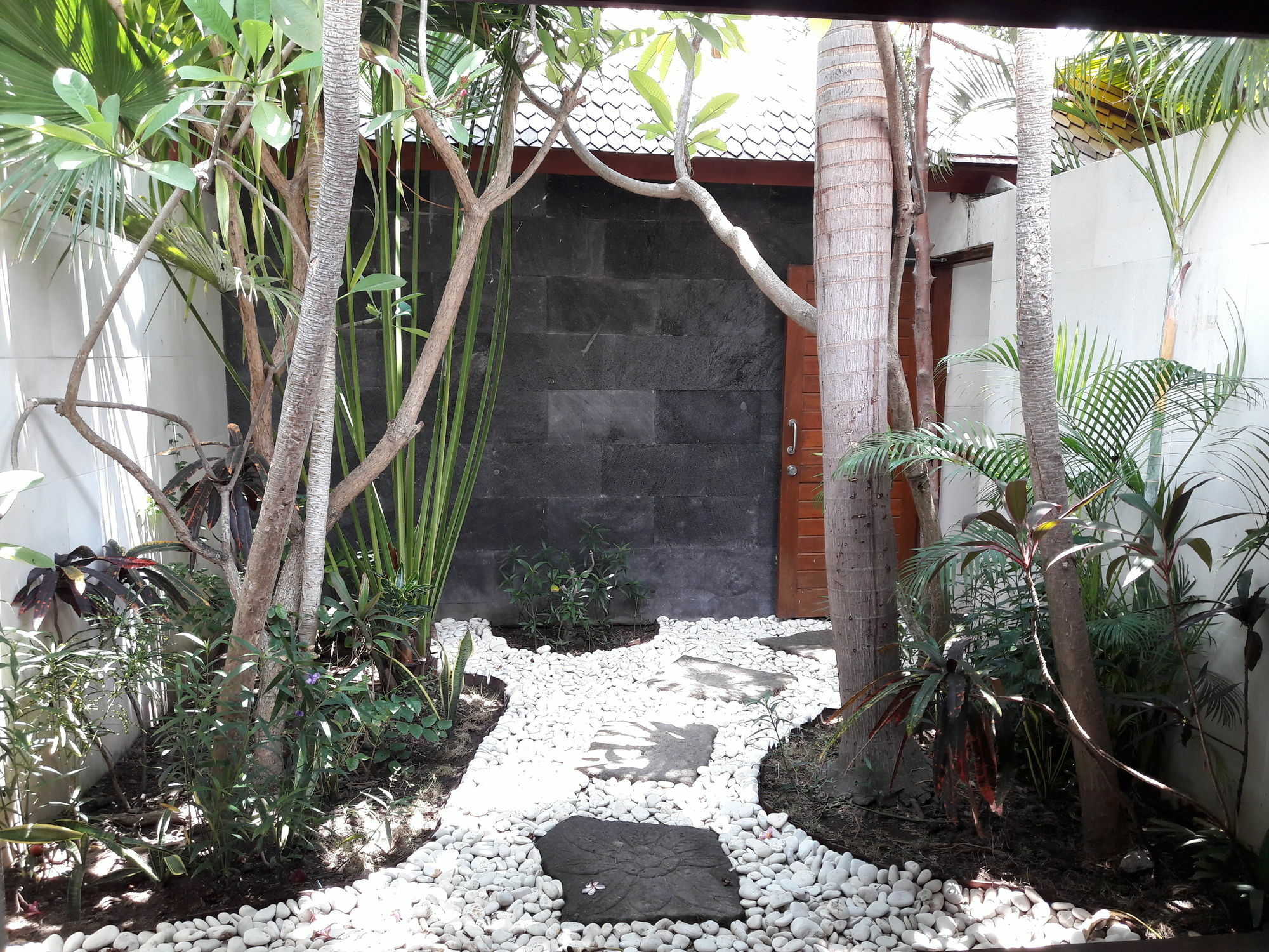 Scallywags Mango Retreat Gili Air Exterior photo